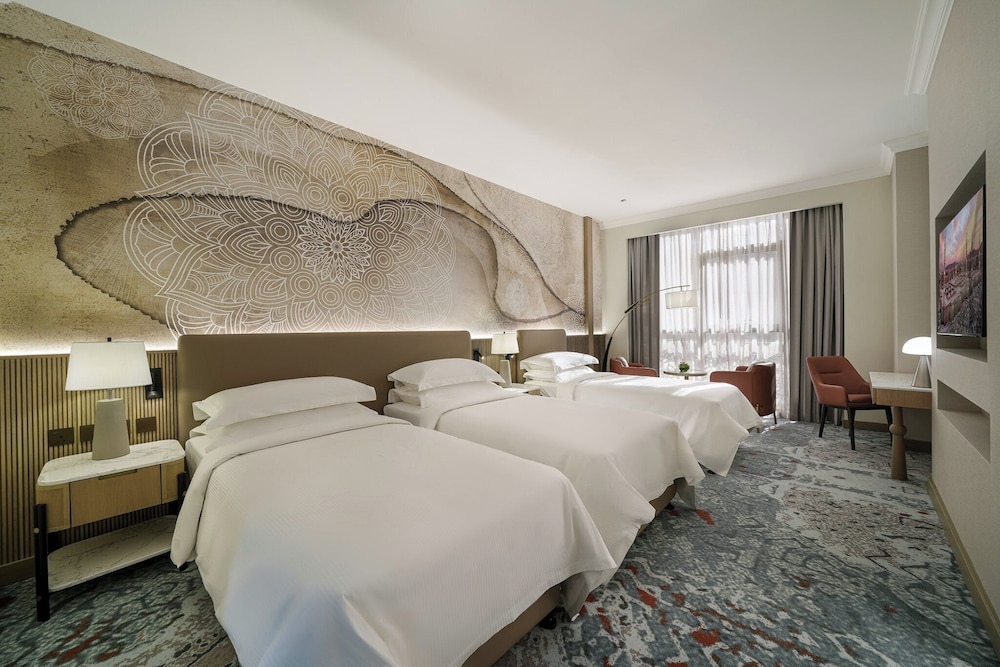 Triple Room, City View - Photo 1