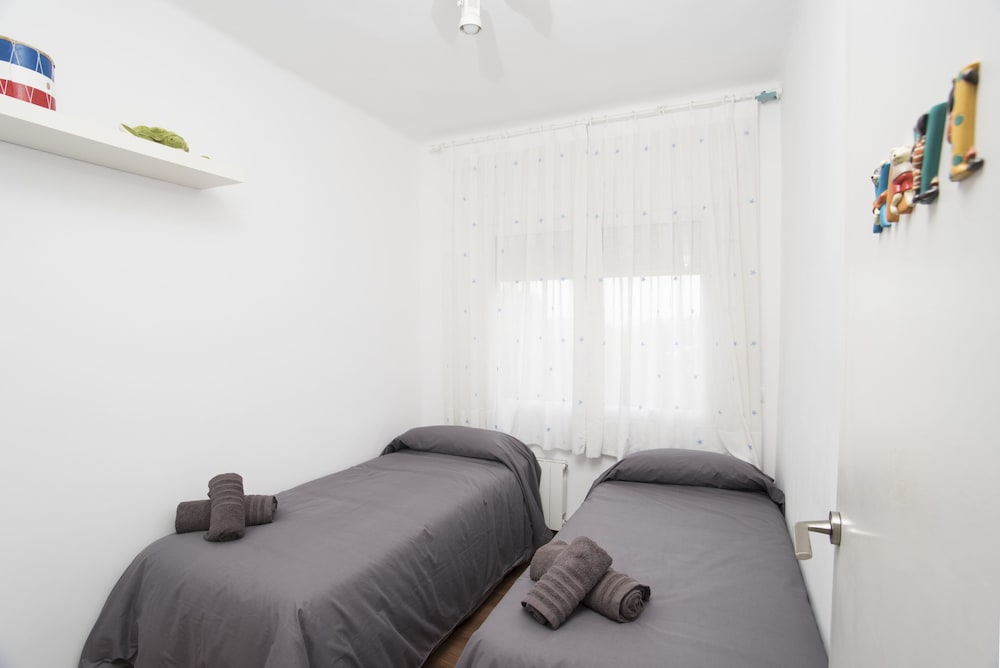 Apartment, 3 Bedrooms, Sea View