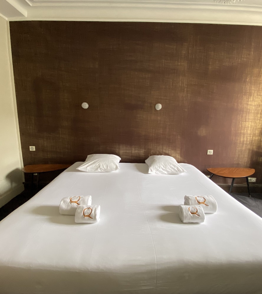 Deluxe Double Room - Photo 7