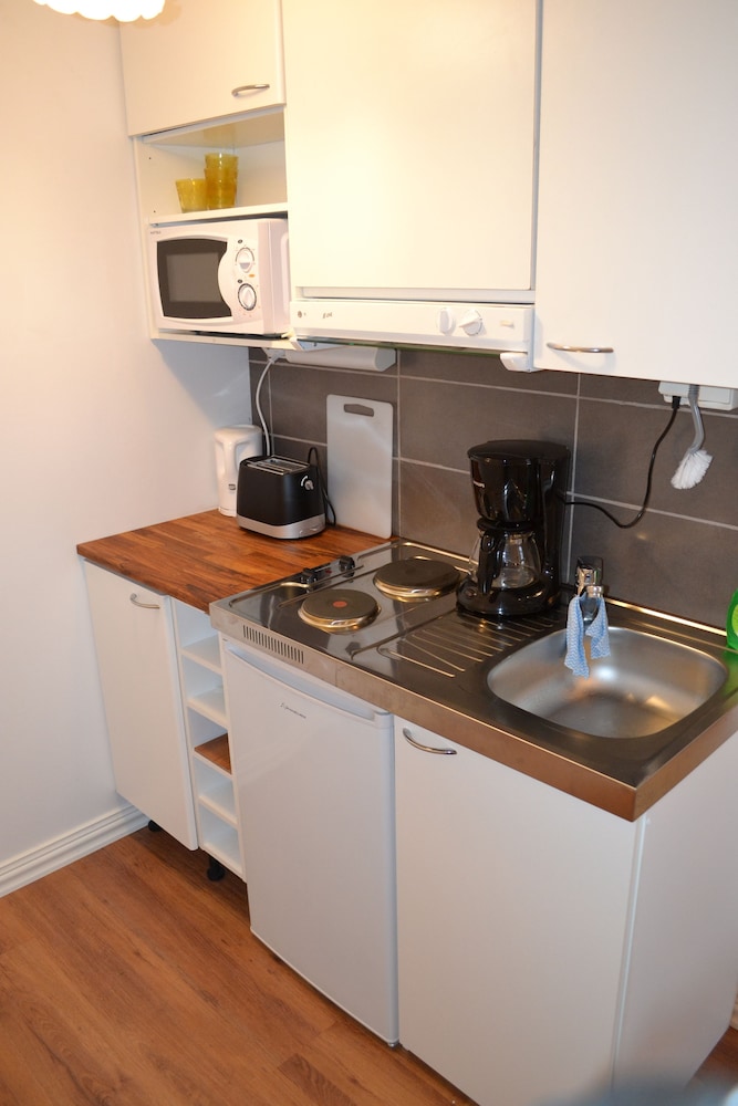 Deluxe Studio, 1 Bedroom photo 2