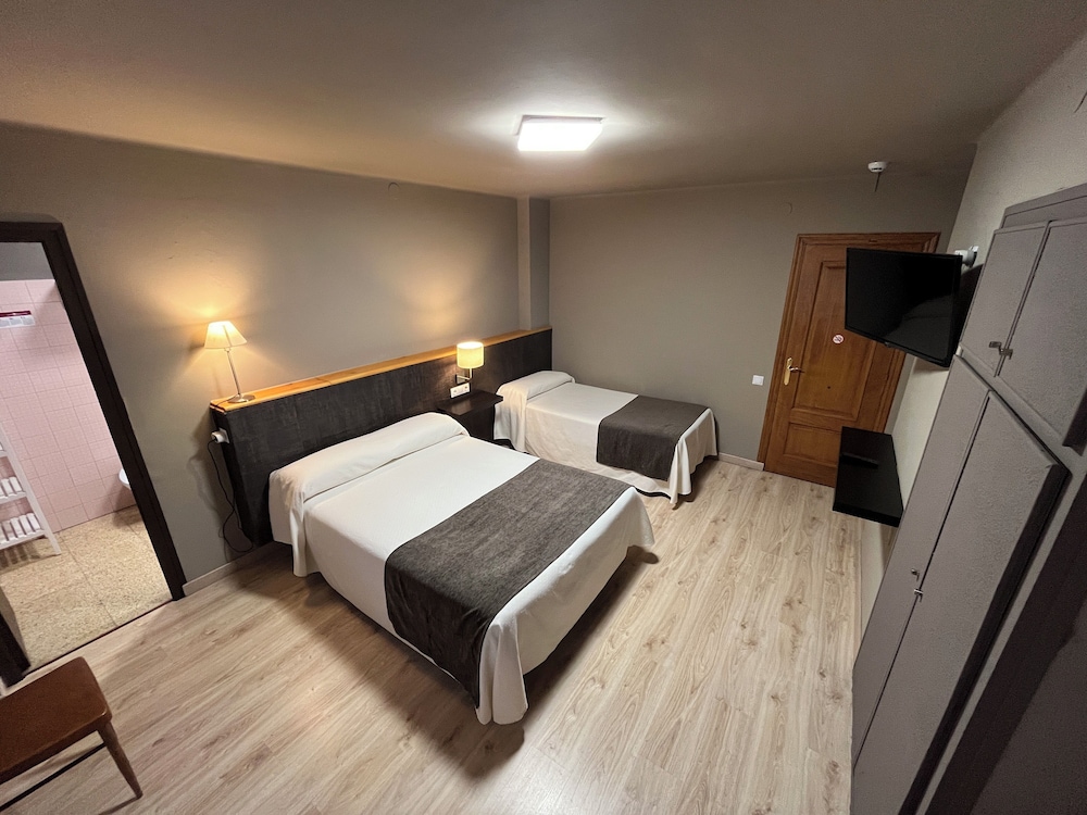 Triple Room photo 2