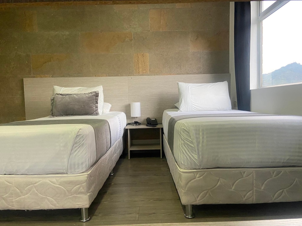 Standard Quadruple Room photo 3