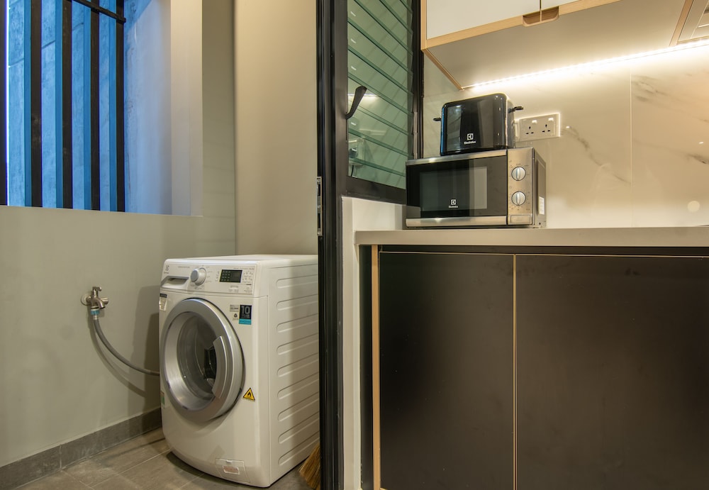 Luxury Apartment photo 3