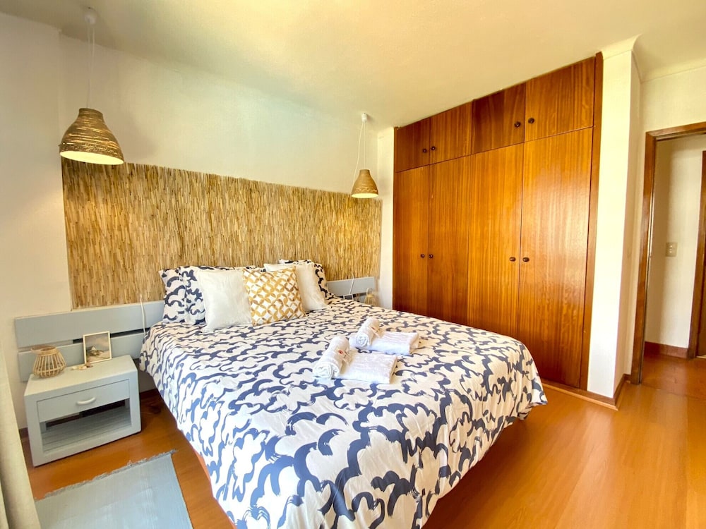 Apartment, 2 Bedrooms, Pool Access photo 1
