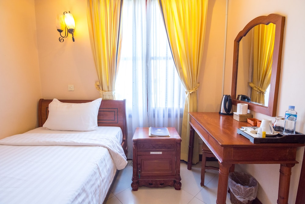 Deluxe Single Room (Free Airport Pick Up) photo 3