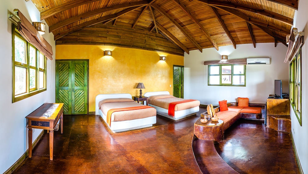 Suite, 2 Double Beds