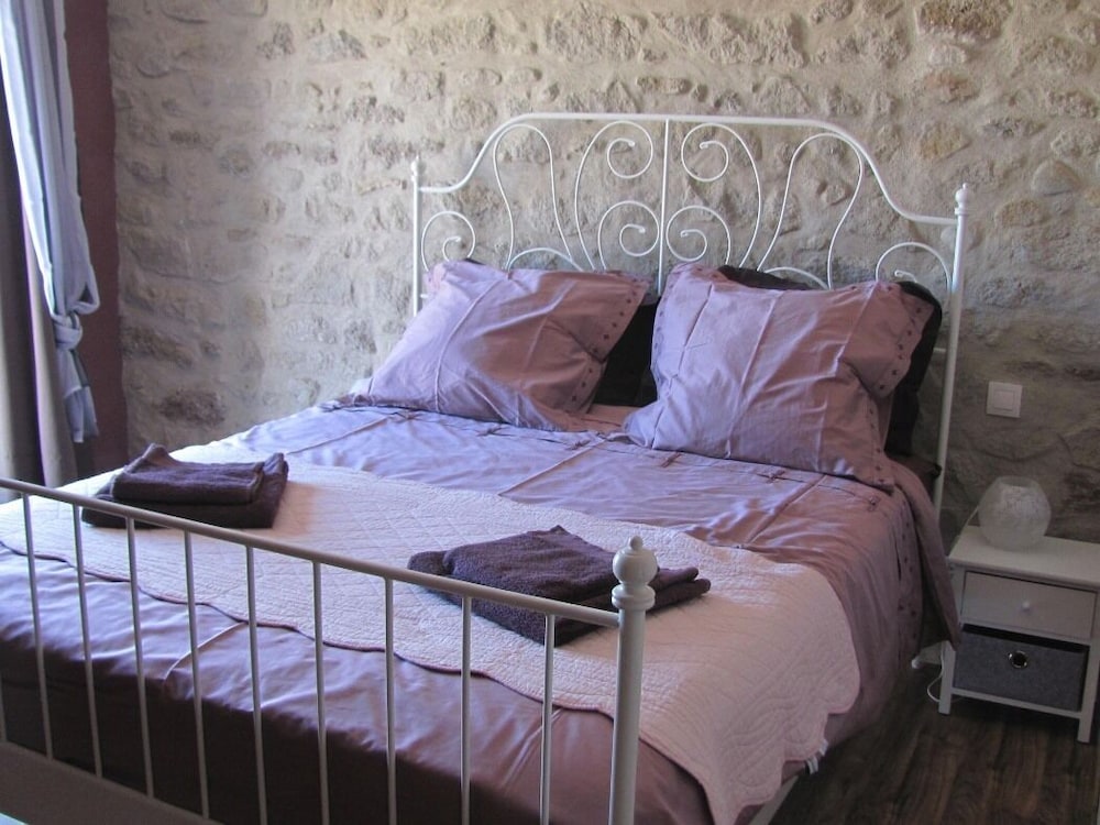 Double Room, Ensuite (Lilas) photo 1
