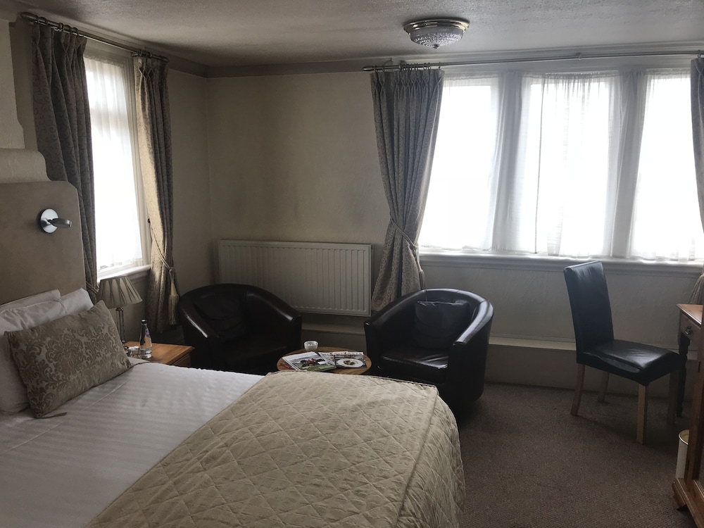 Classic Double Room (Super King) photo 2