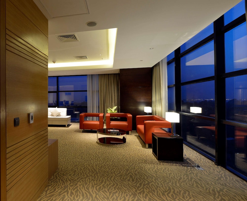 Junior Suite (Lounge Access) photo 3