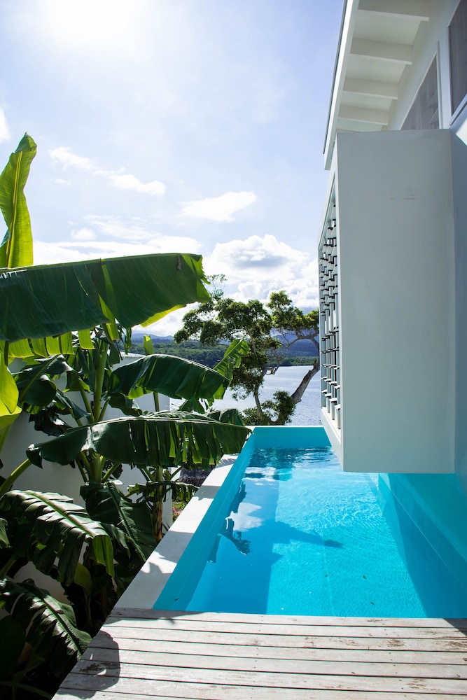 Hilltop Lap Pool photo 2