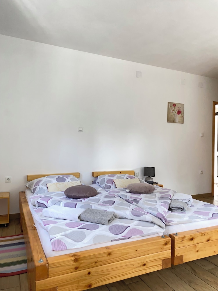 Deluxe Double Room - Photo 17