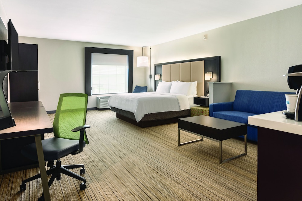 Suite, 1 King Bed with Sofa bed (Additional Living Area) - Photo 6