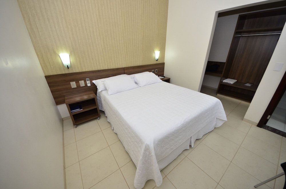 Standard Double Room, 1 Queen Bed photo 2