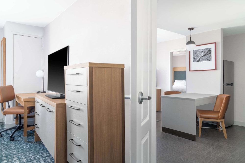 Suite, 2 Bedrooms photo 3