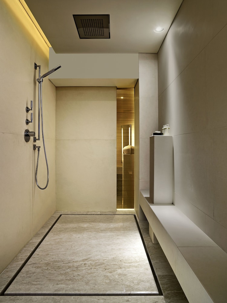 Suite, Harbor View (Upper) photo 3