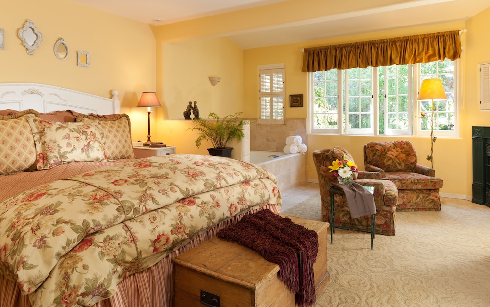 Mayfield Suite