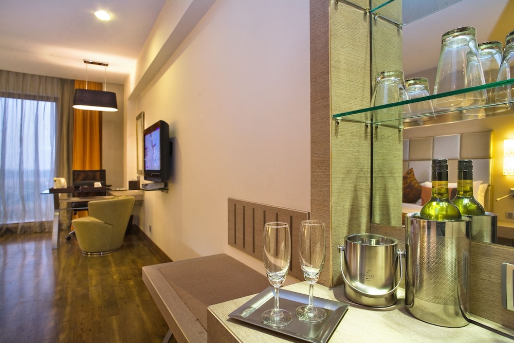Premium Room - Photo 3