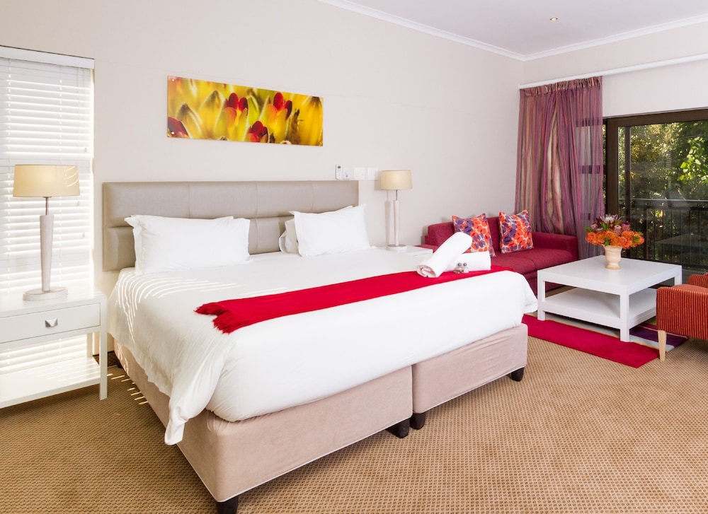 Honeymoon Double Room, Mountainside photo 1