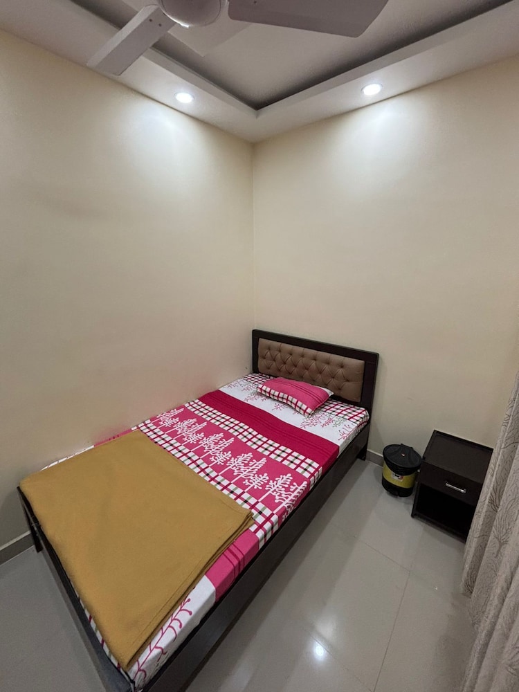 Standard Room photo 3