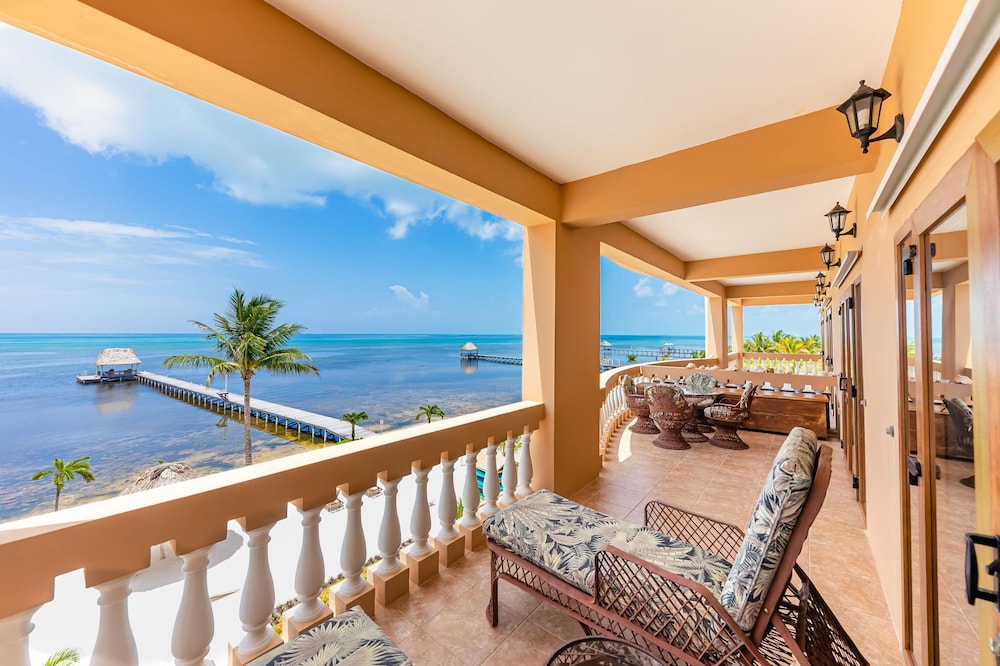 Deluxe Suite, 3 Bedrooms, Sea View, Oceanfront