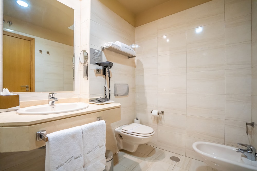 Triple Room - Photo 8