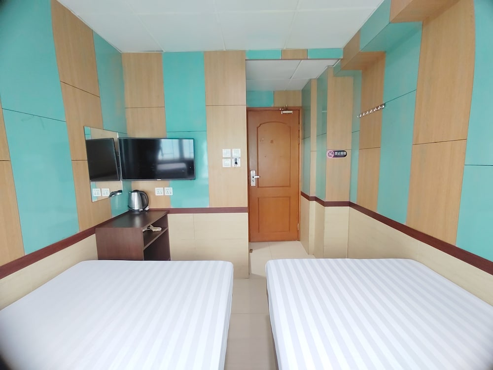 Standard Quadruple Room photo 2