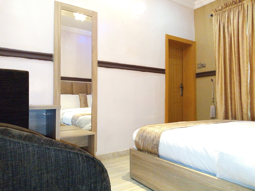 Deluxe Double Room photo 3