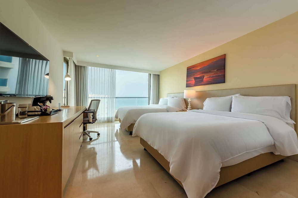 Room, 2 Queen Beds, Non Smoking photo 1