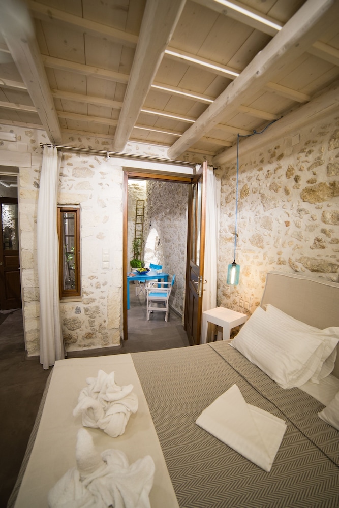 Luxury House, 1 Bedroom, City View photo 1