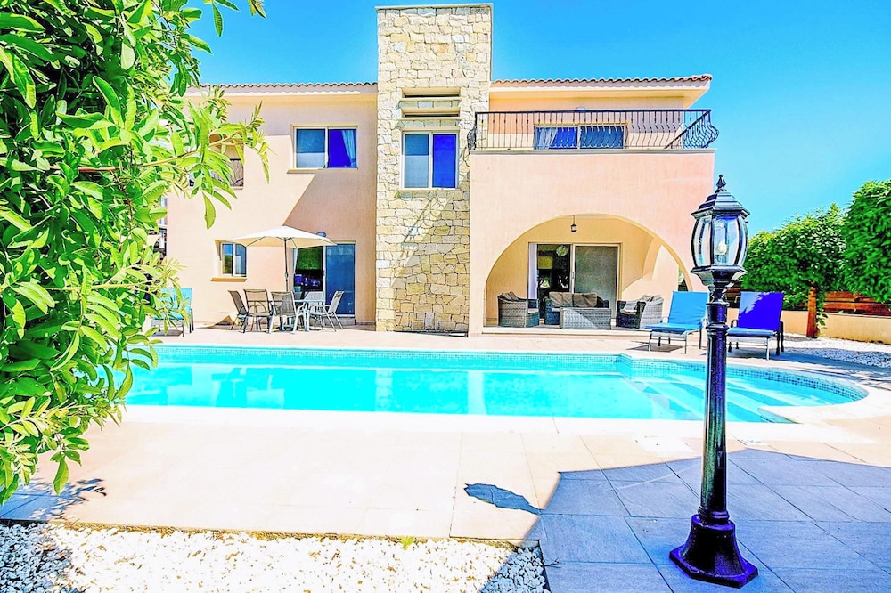 Villa (3 Bedrooms) photo 1