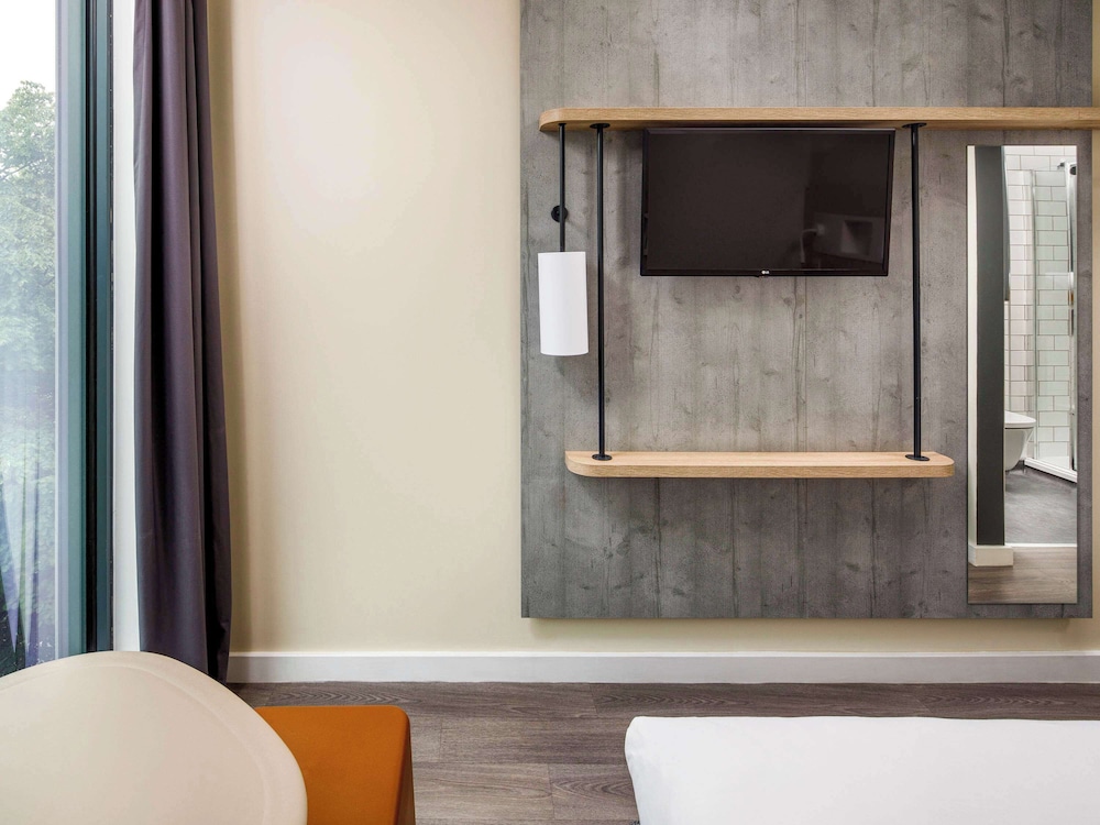Basic Room, 1 Double Bed - Photo 1