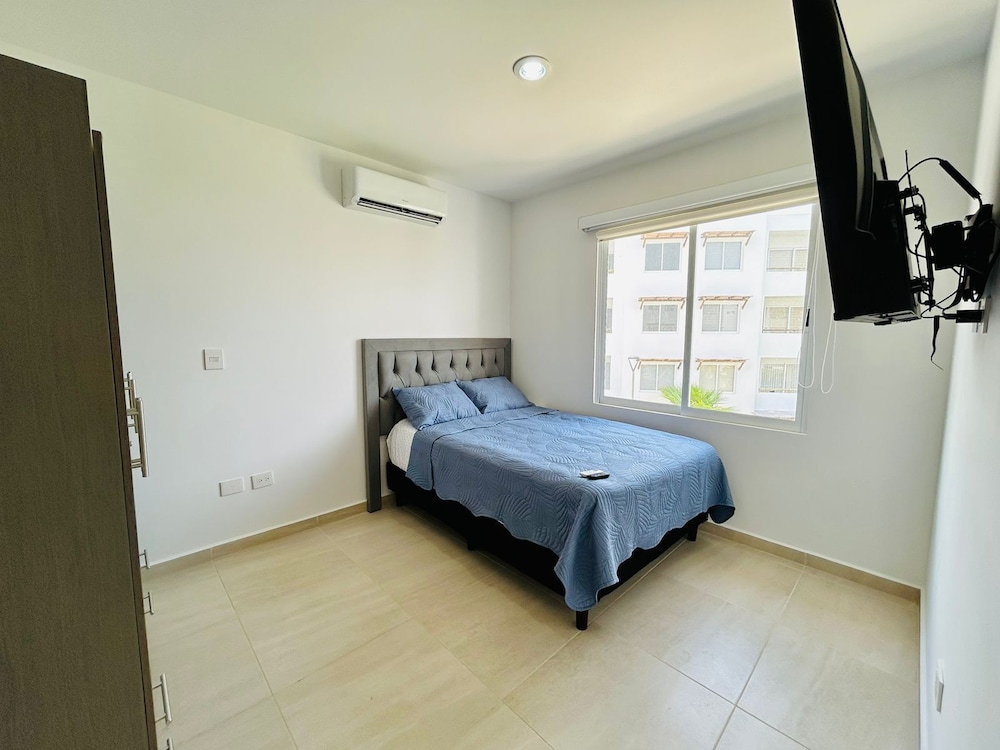 Family Condo photo 1