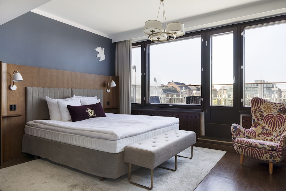 Superior Room, 1 King Bed - Photo 1