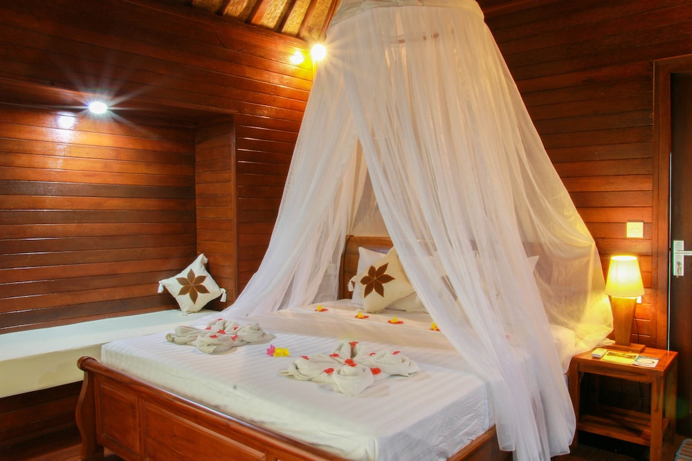 Deluxe Cottage, 1 King Bed, Sea View photo 2