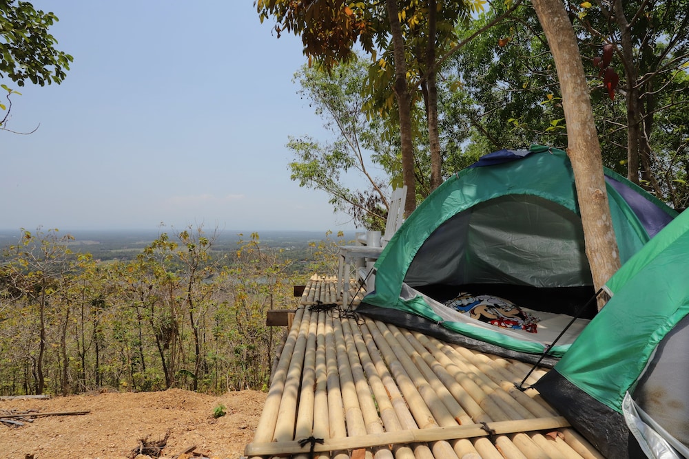 Tent - Photo 2