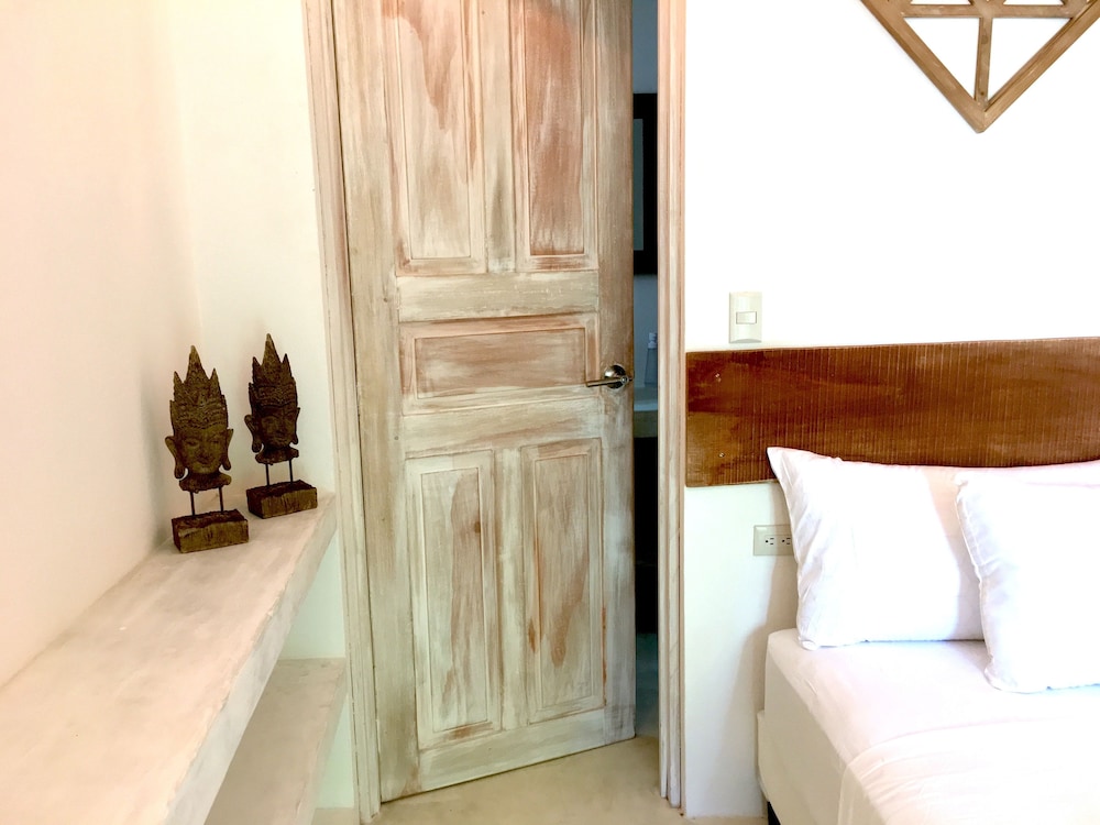 Upper Suite photo 3