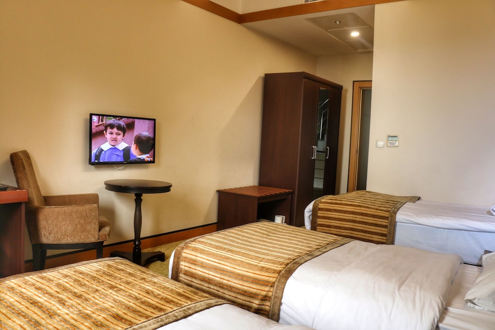 Standard Triple Room, Sea View photo 1