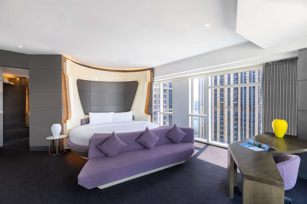 Suite (Round Bed V Suite)