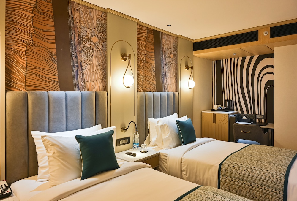 Suite - Photo 4