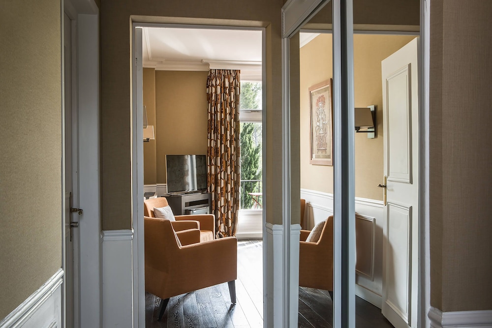 Deluxe Room, Garden View