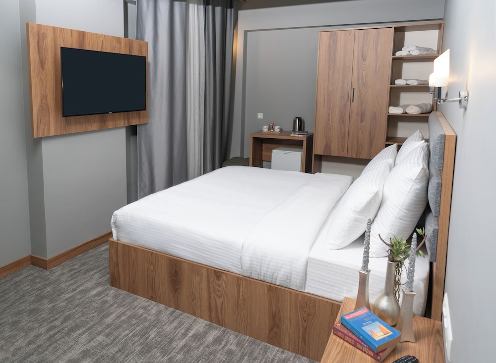 Classic Room, 1 Queen Bed