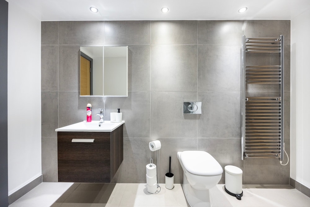 2 Bed 2 Bath Deluxe Flat in Kensington, Foto 21