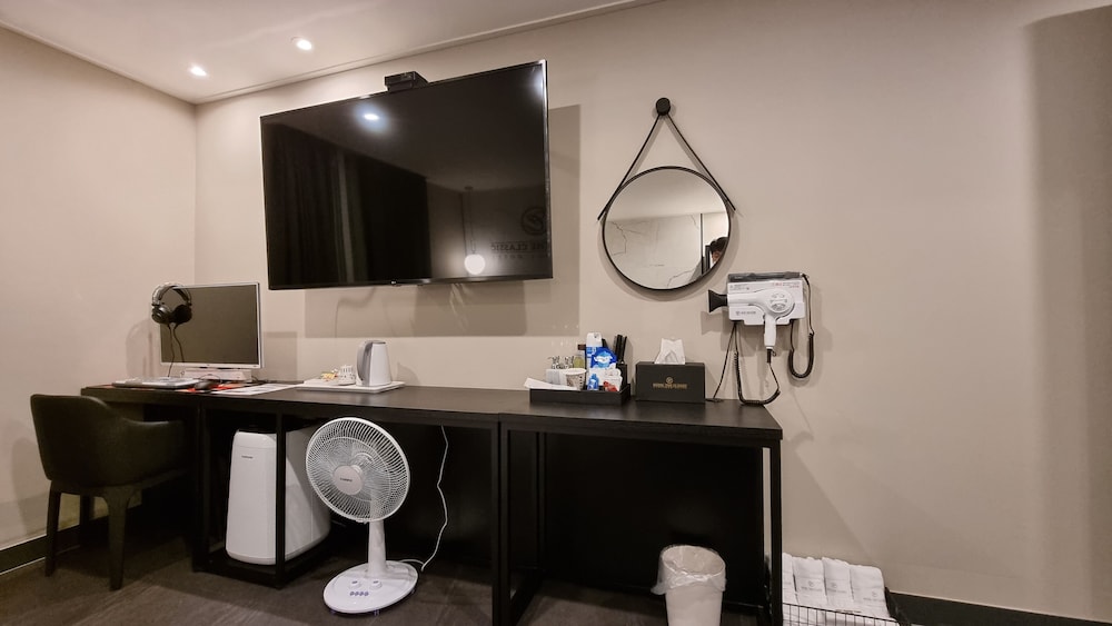 Premium Double Room photo 3