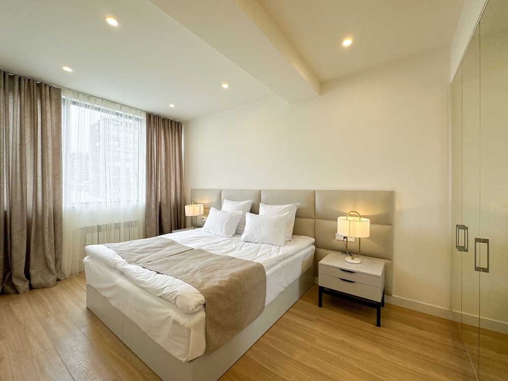 City Apartment photo 2