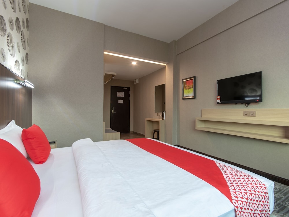 Deluxe Double Room, 1 King Bed photo 2