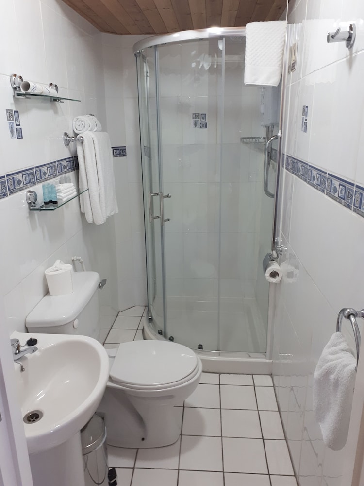 Double or Triple Room photo 3