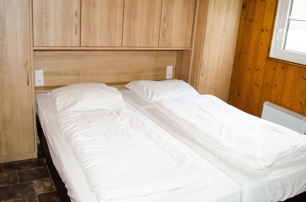 Comfort Chalet, 2 Bedrooms, Terrace (Le Soleil) photo 3
