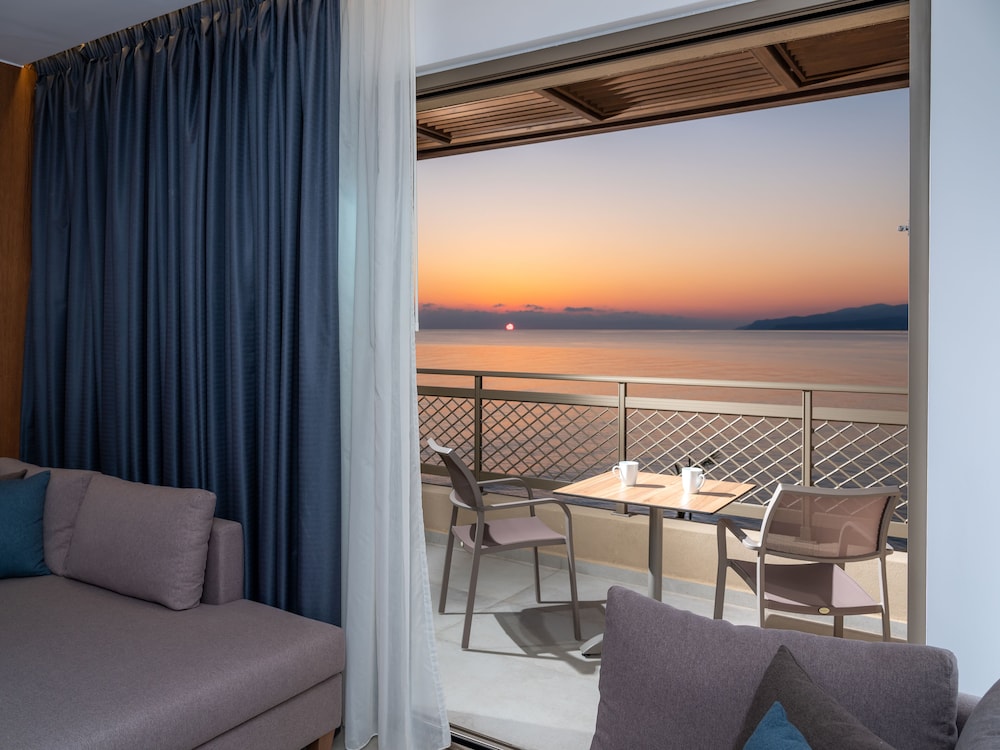 Signature Double Room, Sea Facing