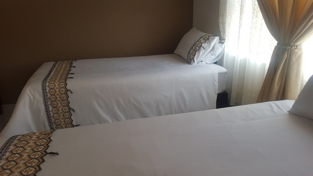 Shared Dormitory, 4 Bedrooms, Smoking, Terrace photo 3