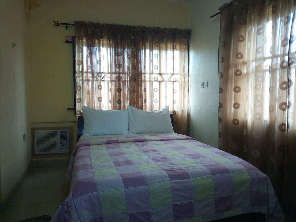 Standard Room photo 1